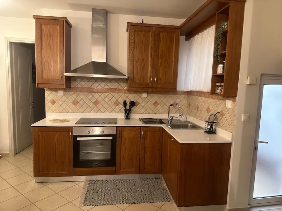 Seamplicity Cozy Apartment Heraklion  Bagian luar foto