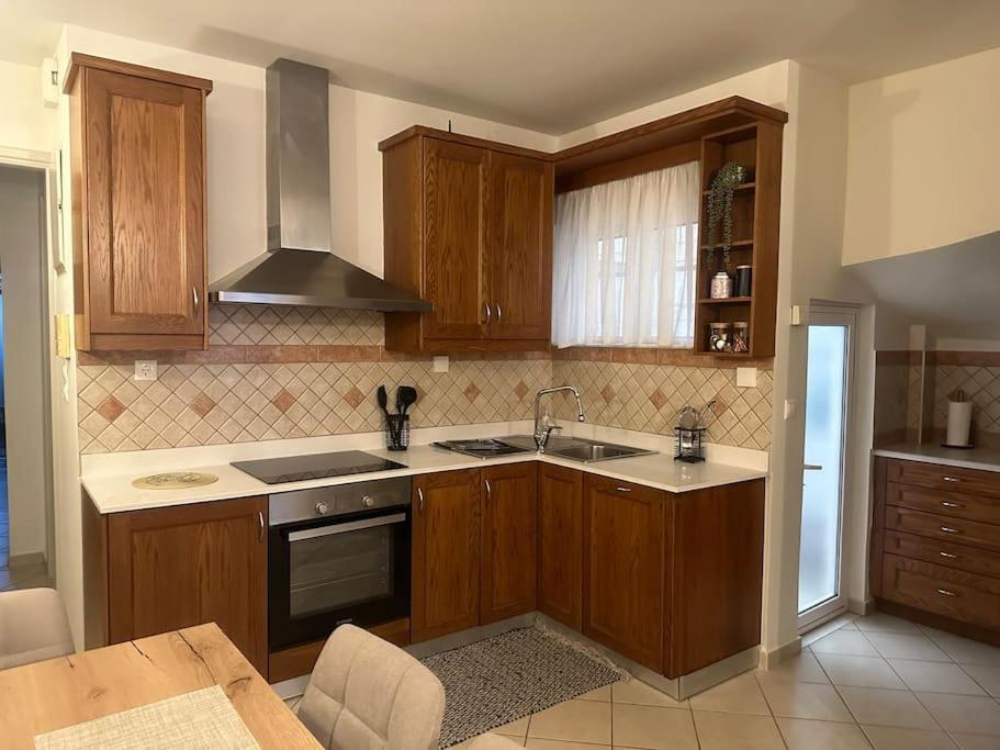Seamplicity Cozy Apartment Heraklion  Bagian luar foto